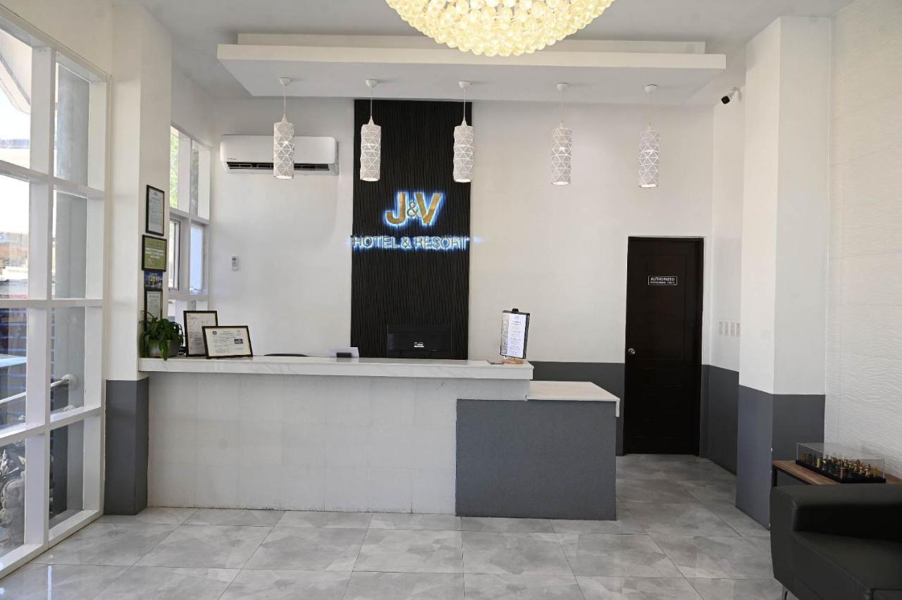 J&V Hotel And Resort Apaleng Extérieur photo