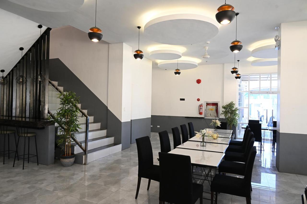 J&V Hotel And Resort Apaleng Extérieur photo