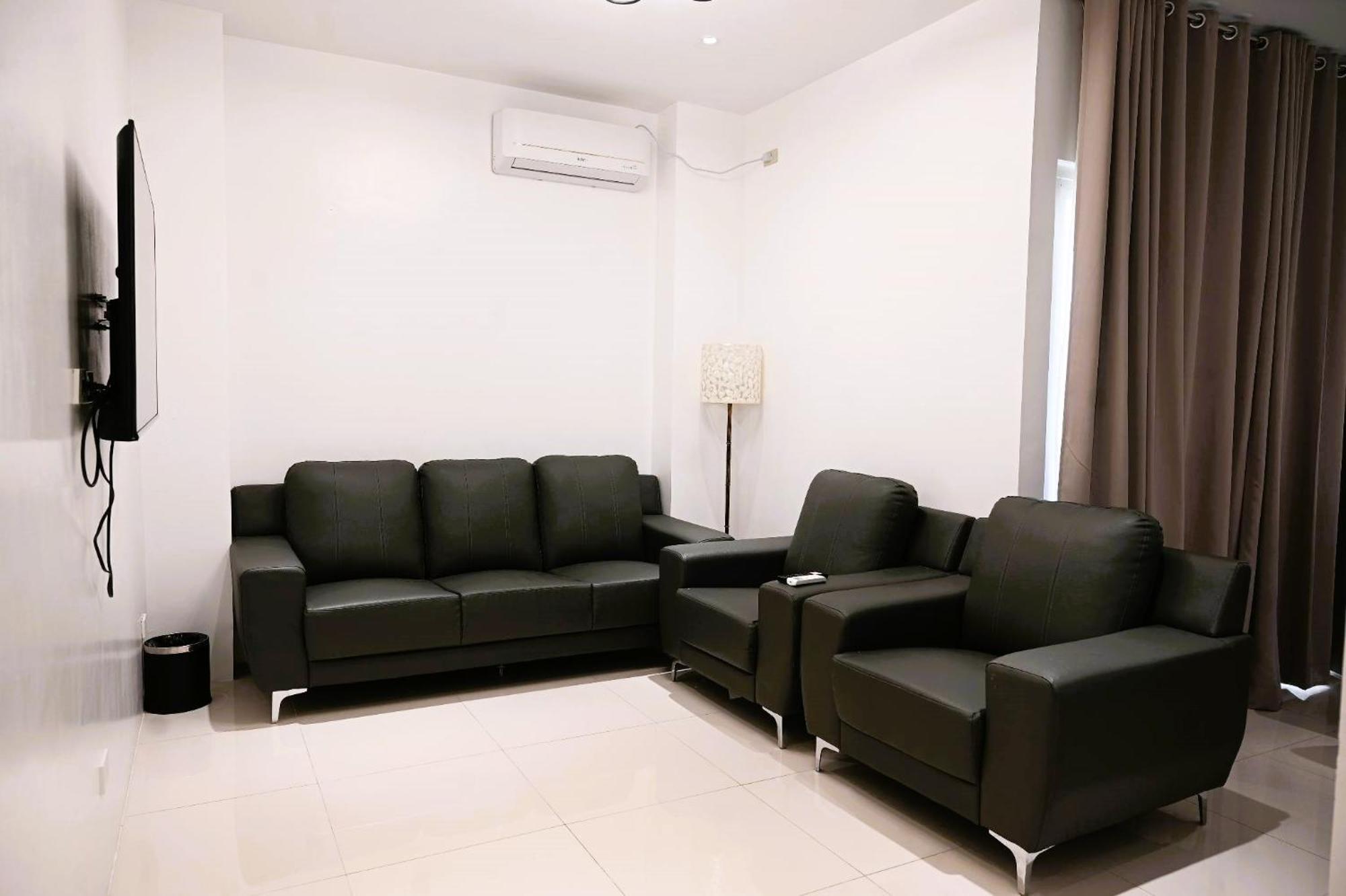 J&V Hotel And Resort Apaleng Extérieur photo